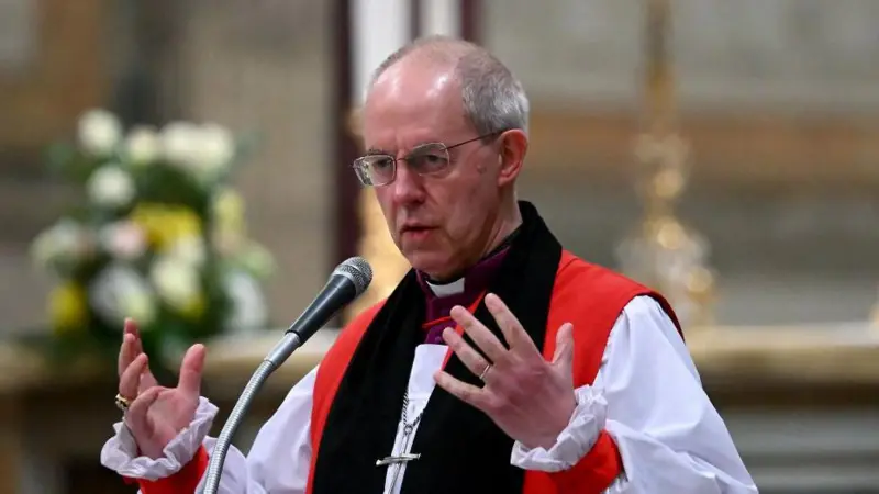 El caso de abusos a más de 100 niños y jóvenes que llevó a la renuncia por encubrimiento de Justin Welby, el líder de la Iglesia anglicana