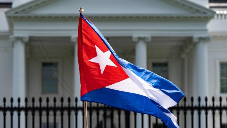 Cuba anuncia la liberación de 553 presos